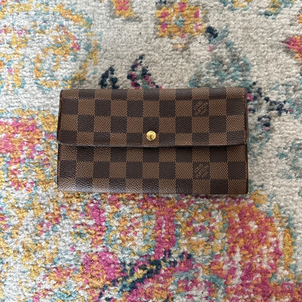 LOUIS VUITTON Damier Ebene Sarah Long Bifold Wallet